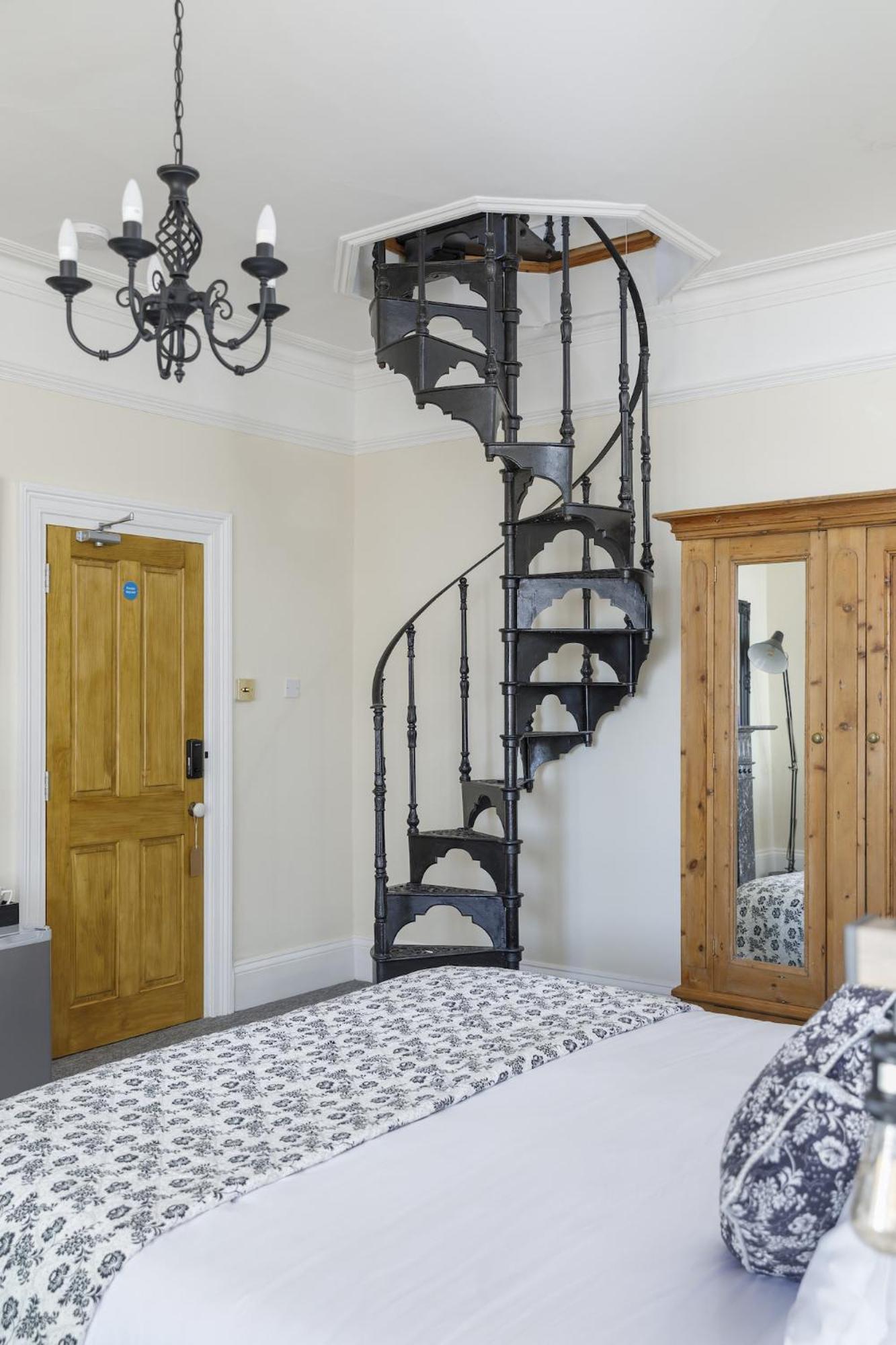 Finest Retreats - Pittodrie Guest House - Apartment 6 Brighton Exteriör bild